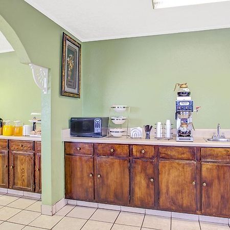 Knights Inn Memphis Airport 외부 사진