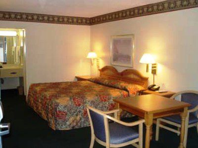 Knights Inn Memphis Airport 객실 사진
